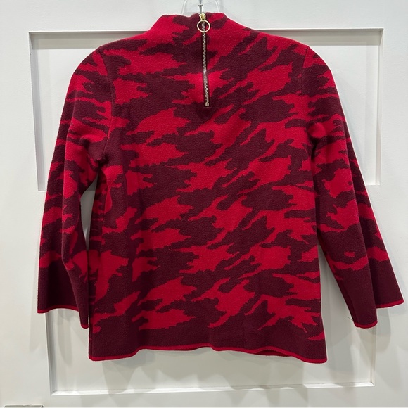Chico’s Red Pattern Sweater Top - Picture 4 of 7